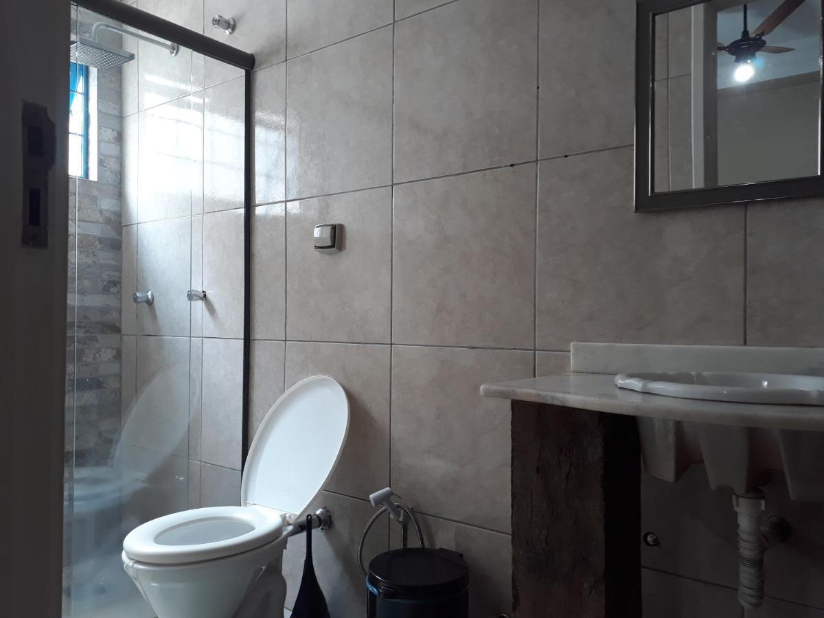 Ceu Do Mato - Hospedagem Domiciliar Dourados Cameră foto